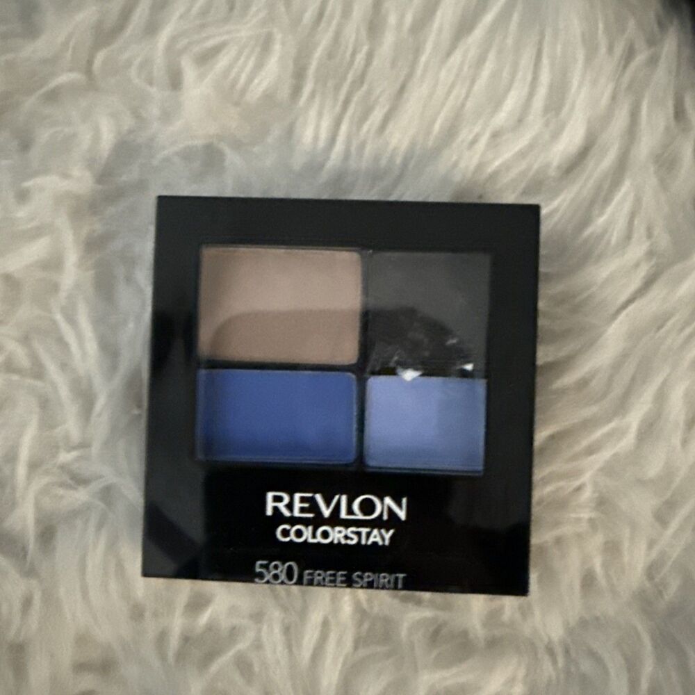 Revlon Colorstay 16 Hour Eye Shadow #580 Free Spirit NEW  Factory Sealed